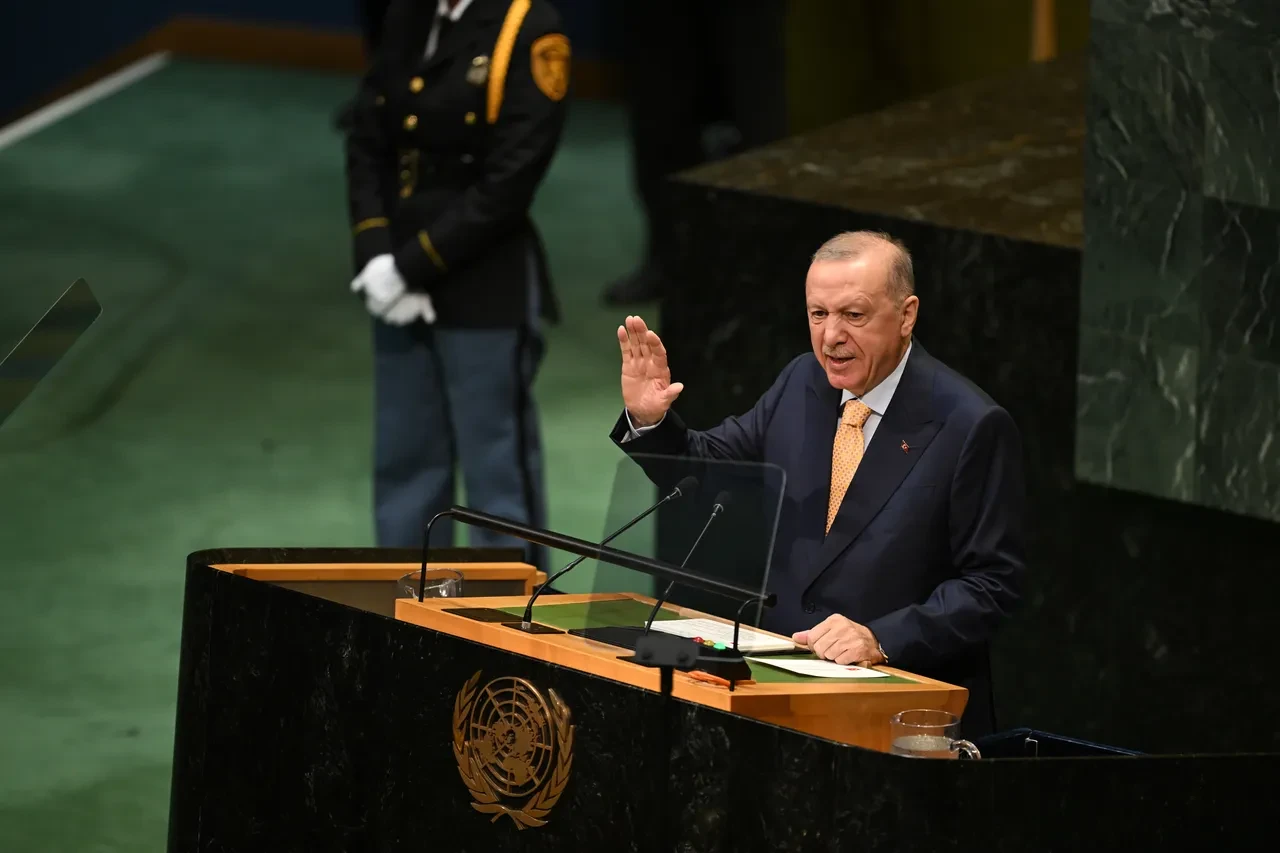 Cumhurbaşkanı Erdoğan BM 81. Genel Kurulu'nda dünya liderlerine seslendi: "Gazze çağımızın en utanç verici temerküz kampıdır"