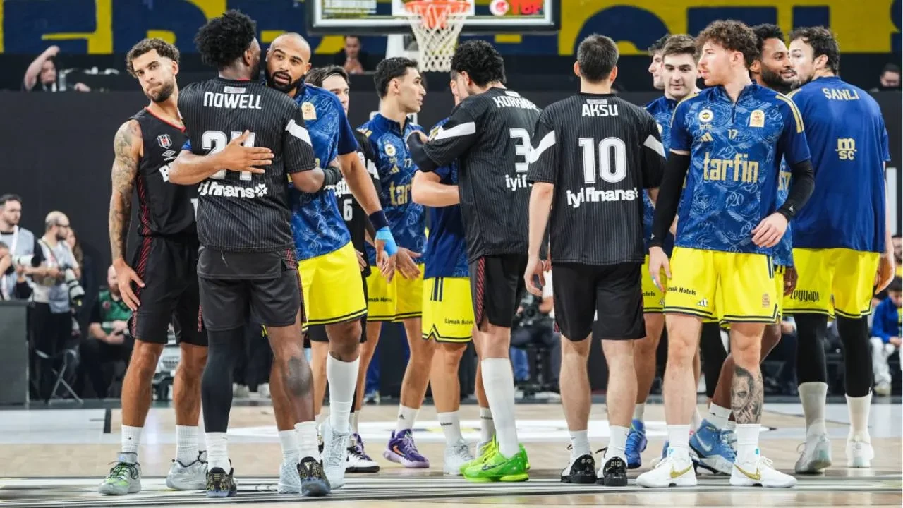 Dev derbide kazanan Fenerbahçe Tarfin! Sarı-lacivertiller, Beşiktaş'ı 72-59 mağlup etti