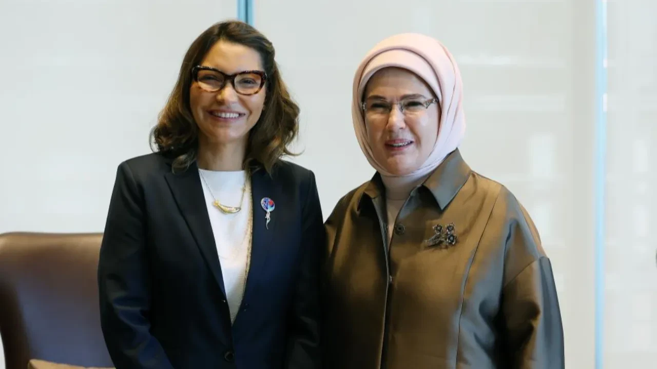 Emine Erdoğan New York’ta Brezilya Devlet Başkanı’nın eşi Rosangela Lula da Silva ile görüşme gerçekleştirdi