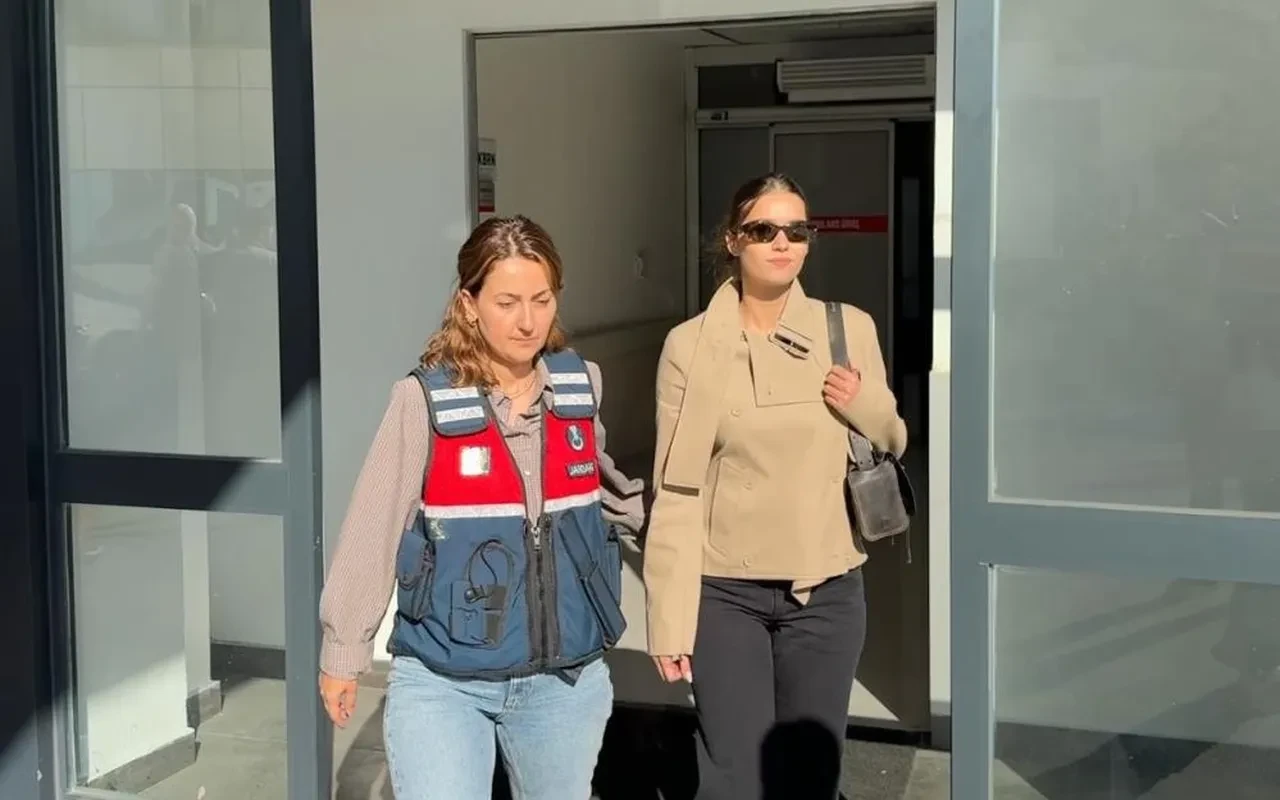 Gözaltına alınan oyuncu Afra Saraçoğlu serbest bırakıldı