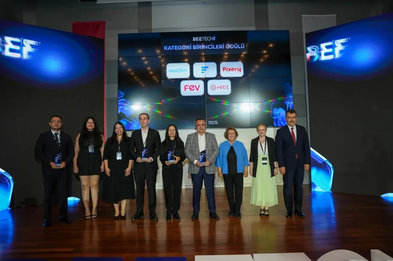 İTÜ ARI Teknokent tarafından düzenlenen BEETECH 2026 Ödülleri sahiplerini buldu.