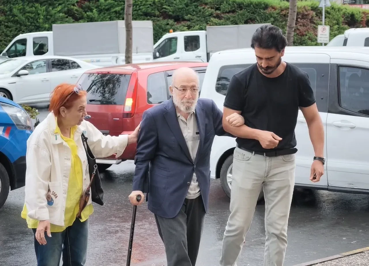 Kurtlar Vadisi’nin Ömer Baba’sı Emin Olcay adliyede: Kaşif Kozinoğlu davasında ifade verecek