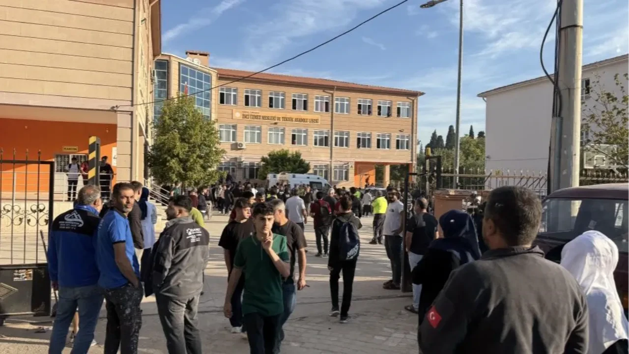 Manisa'daki okul saldırısını görgü tanıkları anlattı: 'Müdahale edemezdik, elinde tüfek vardı'