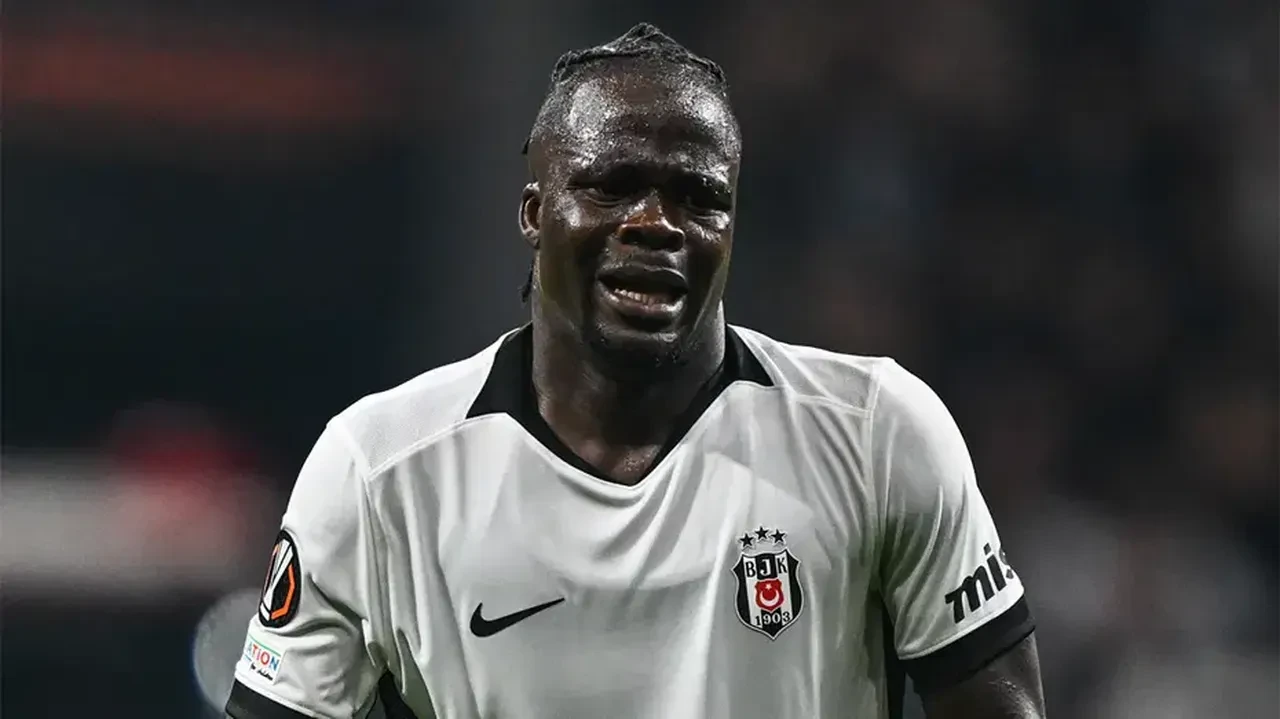 Premier Lig devleri Beşiktaş'ın üç yıldızı için Dolmabahçe’de pusuya yattı! Liverpool da devreye girdi