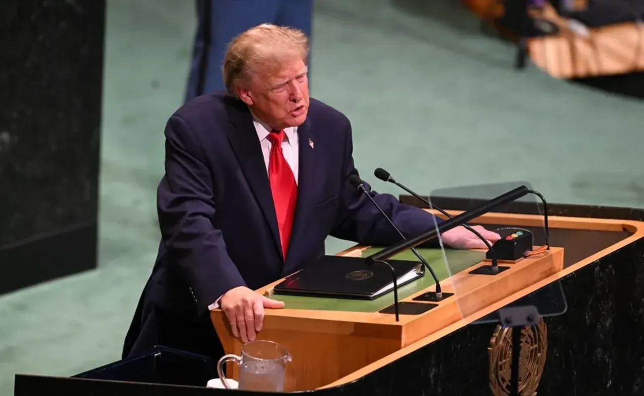 ABD Başkanı Donald Trump yapay zekanın adını değiştirdi: 'Artık bu terim kullanılacak'