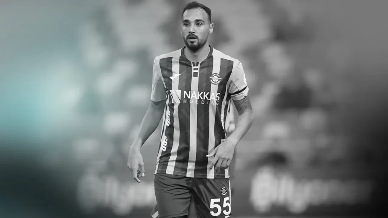 Adana Demirspor'un eski futbolcusu Tolga Kalender hayatını kaybetti!
