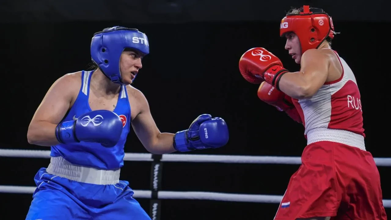 Busenaz Sürmeneli, Avrupa Şampiyonası'nda finale yükseldi! Final tarihi ve Busenaz'ın rakibi belli oldu