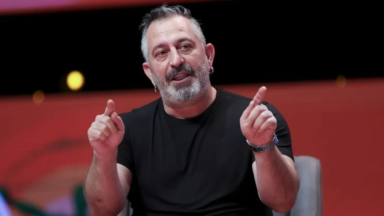 Cem Yılmaz'dan esprili sanayi paylaşımı! “Stressiz işe girdim”