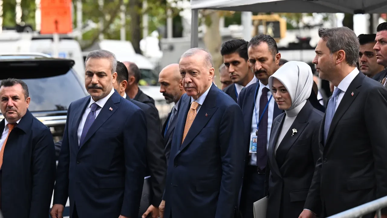 Cumhurbaşkanı Erdoğan F-35'lerin tedariki için gündeme gelen S-400'lerin durumuyla ilgili soruyu cevapladı
