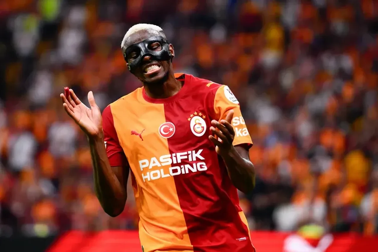 Galatasaray’da milyonluk transferler suskun, savunma rekor kıra kıra çöktü: 4 milyarlık bütçe ağları bulamadı!