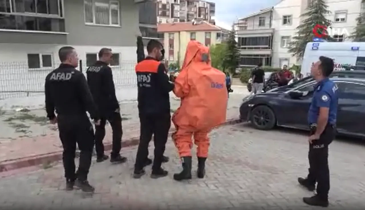 Karaman'da karı kocanın cansız bedenleri bulundu: Kimyasal madde şüphesiyle bina tahliye edildi