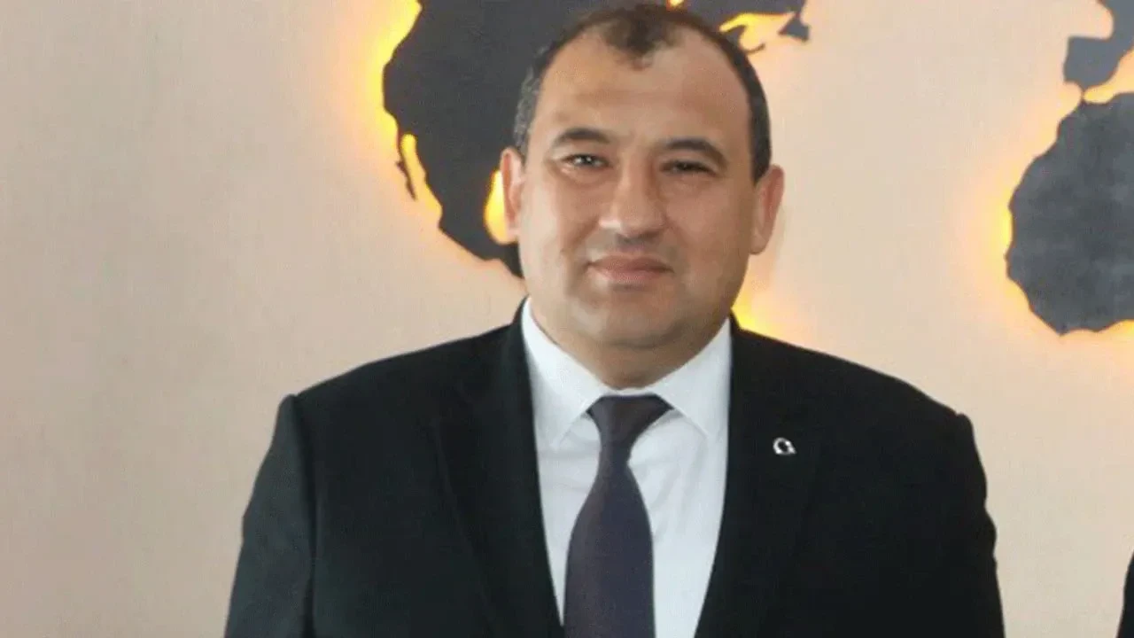 Mansur Yavaş'tan sonra CHP'de peş peşe istifalar: Yedi belediye başkanı daha ayrıldı