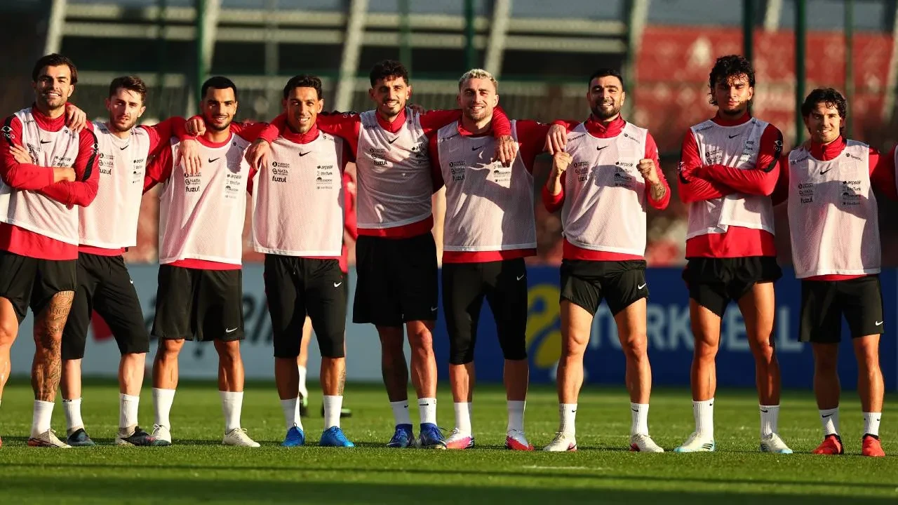 Milliler, Fransa hazırlıklarını sürdürdü! 2 oyuncu antrenmanda yer almadı