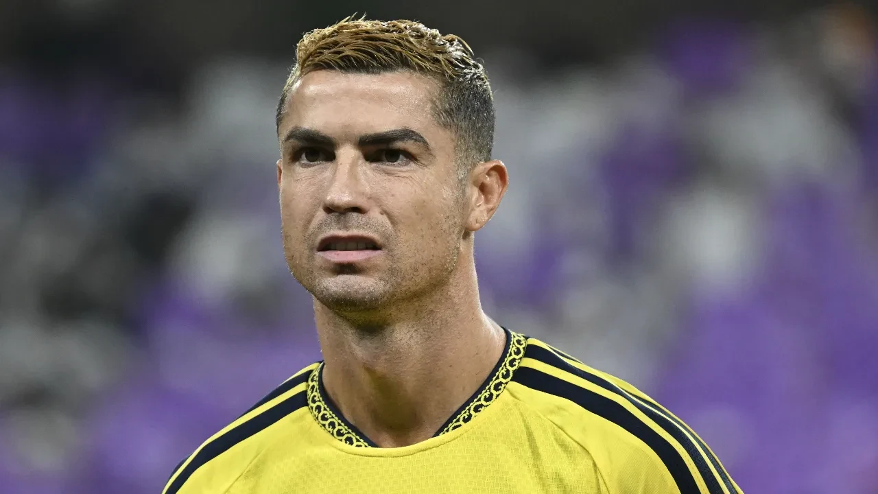Ronaldo futbolu bırakıyor mu? Portekizli yıldızdan emeklilik açıklaması