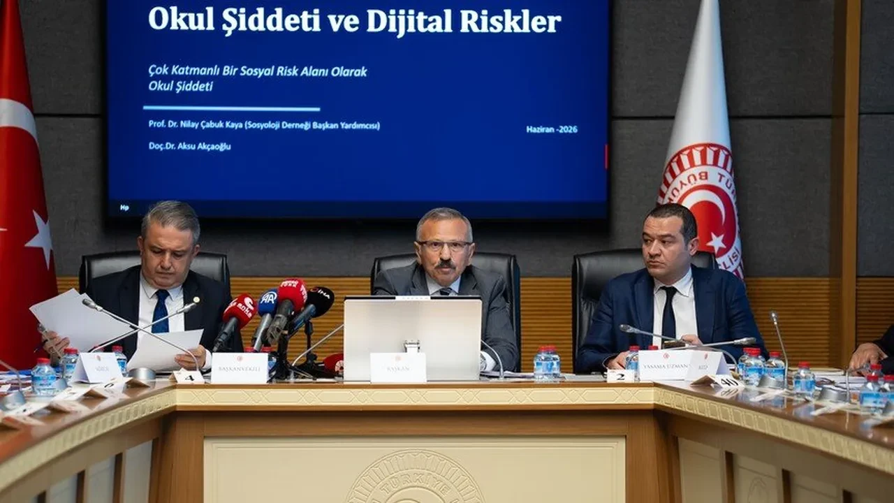 TBMM Komisyonu Turgutlu'daki okul saldırısı sonrası çalışmalarına başladı: Yusuf Beyazıt'tan dijital tehlike uyarısı