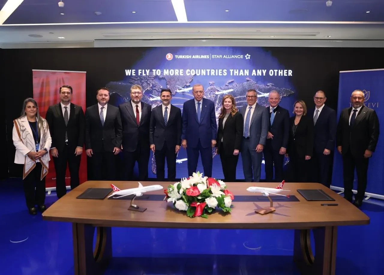 THY Boeing’e 150 uçaklık sipariş verdi! İmza töreninde Cumhurbaşkanı Erdoğan da yer aldı