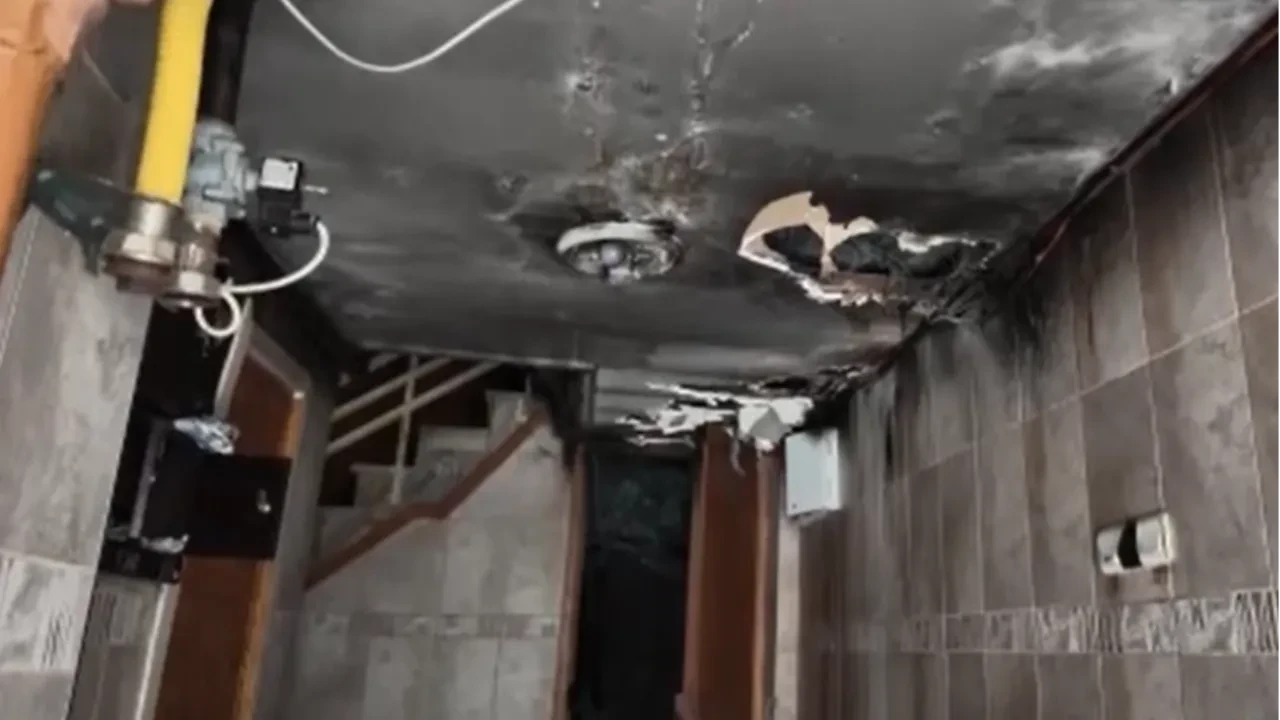 Avcılar'da 5 katlı apartmanda korkutan yangın: 4 kişi kurtarıldı