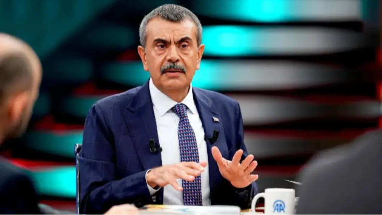 Bakan Tekin'den Manisa'daki saldırıya ilişkin açıklama: Akran zorbalığı söz konusu değil