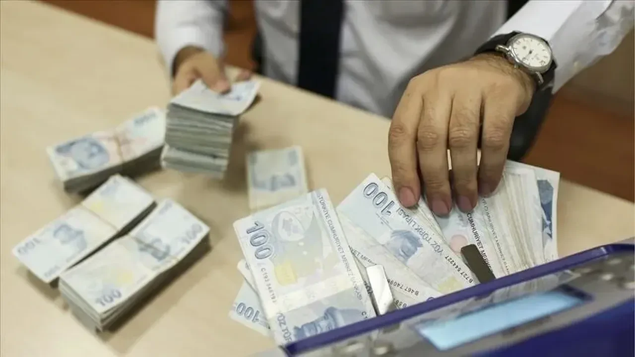Bankacılık sektörünün mevduatı 33,8 trilyon lirayı aştı