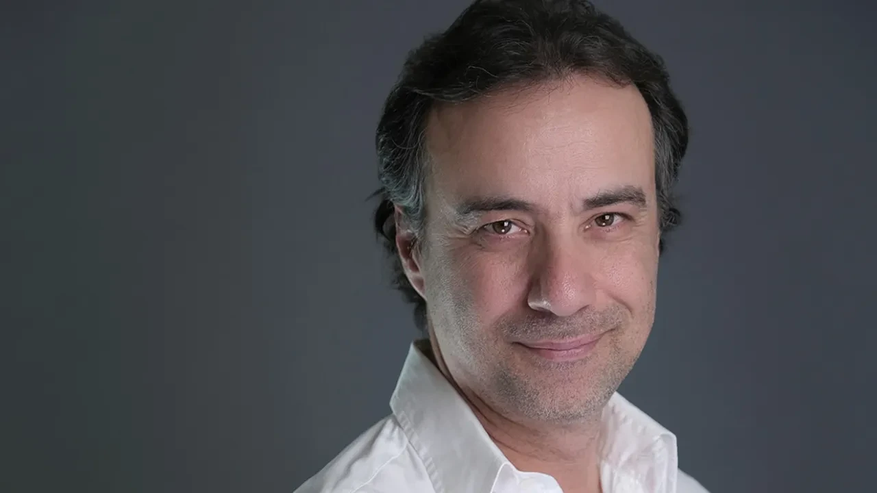 Devrim Nas kimdir? Devrim Nas kaç yaşında? Devrim Nas evli mi?