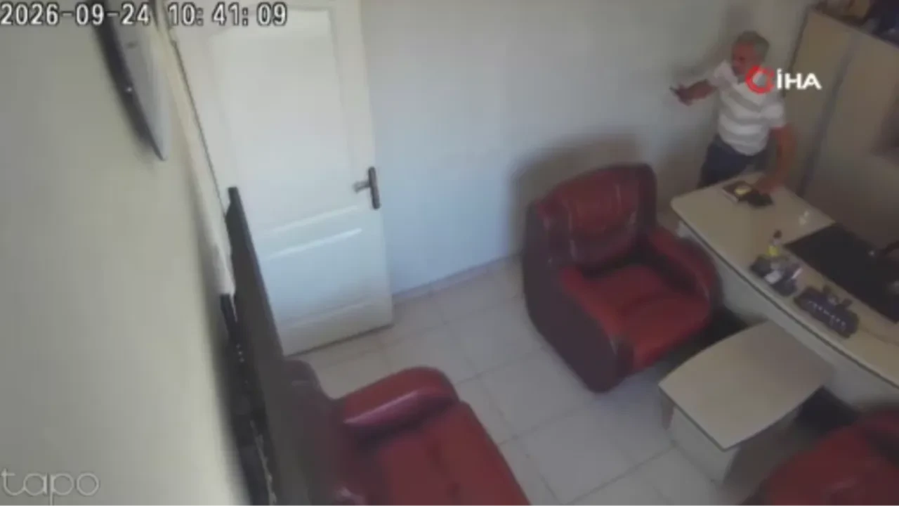 Diyarbakır’da deprem anından yaşanan panik kamerada