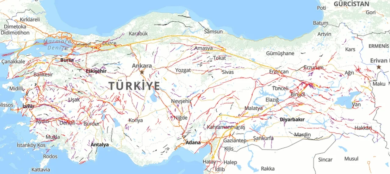 Güncel diri fay hattı haritası 2026! Evinizin altından fay hattı geçiyor mu? Fay hatları nerelerde? 2026 aktif fay hatları...