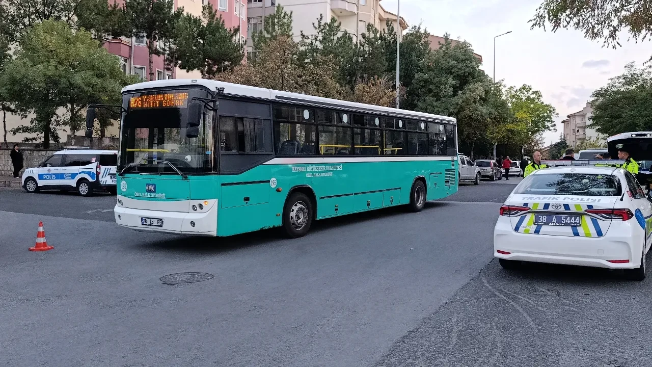 Kayseri'de feci kaza: 10 yaşındaki çocuk otobüsün altında kaldı