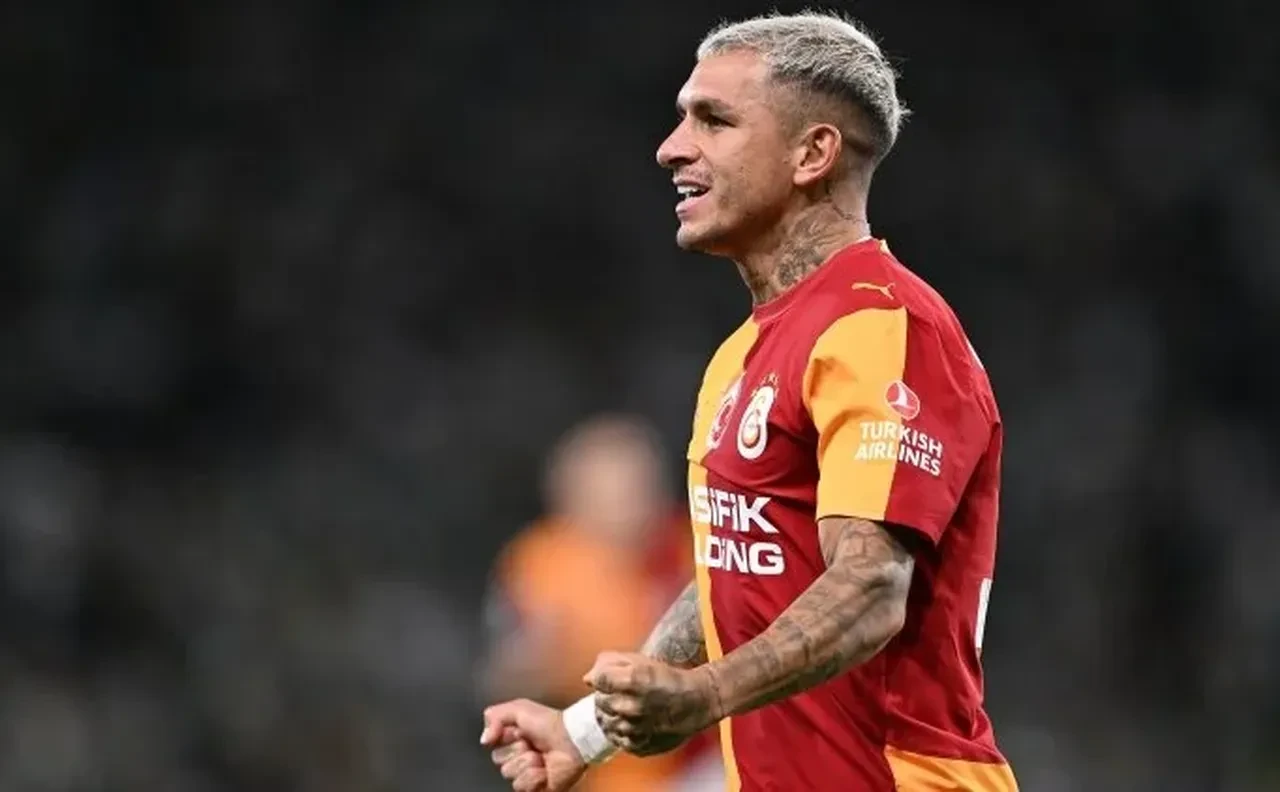 Lucas Torreira Galatasaray'dan ayrılıyor mu? Yıldız isim için dikkat çeken plan ortaya çıktı