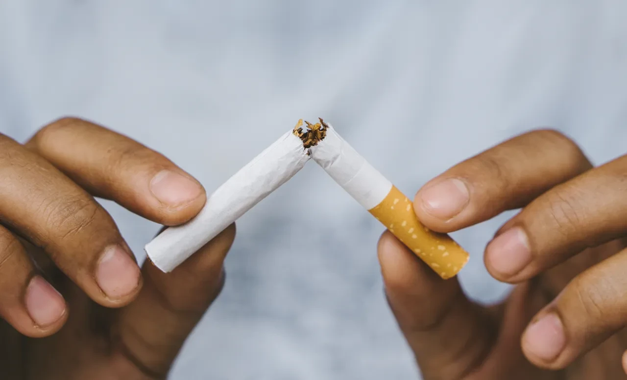 Sigara yasağında yeni milat! 1 Ocak 2015 sonrası doğanlara sigara satılmayacak, slim sigaralar piyasadan kalkacak