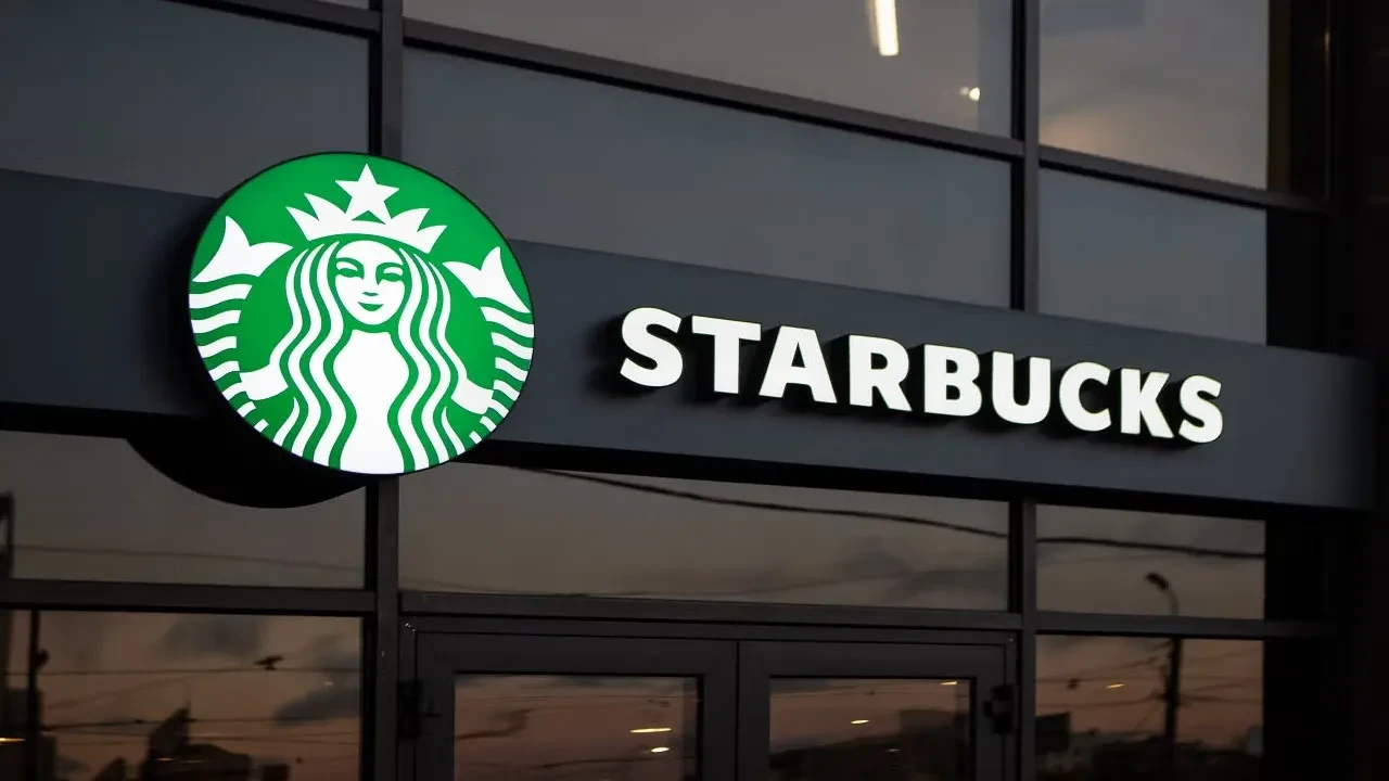 Starbucks'ta kriz: 250 mağazayı kapatma kararı aldılar 