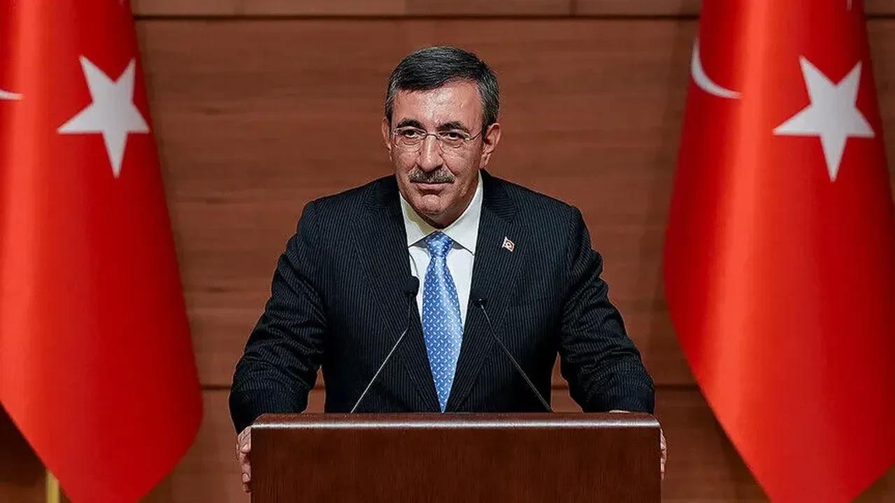 AK Parti yeni anayasa için siyasi parti turlarına başlıyor