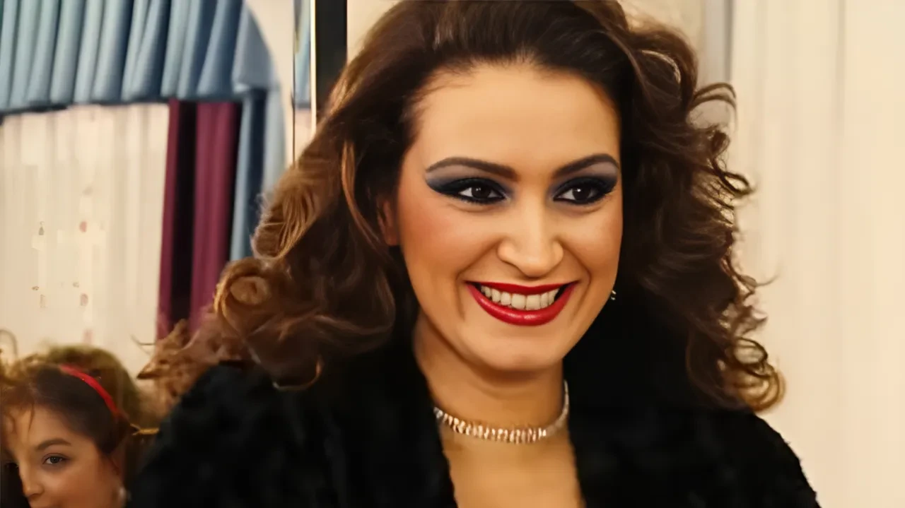 Akasya Durağı'nın şoför Leyla'sını gören tanıyamadı! Ayça İnci son haliyle nefes kesti