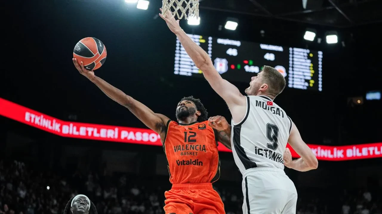 Beşiktaş, EuroLeague'e mağlubiyetle başladı! Siyah-beyazlılar, İstanbul'da Valencia'ya kaybetti
