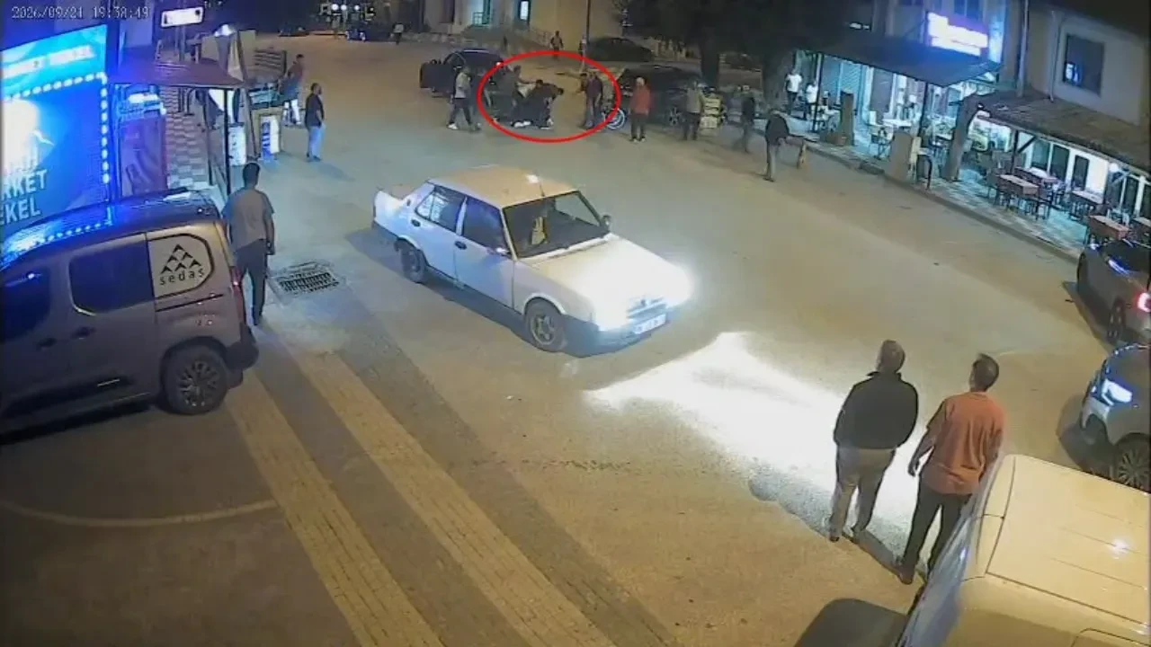 Bolu'da laf atma kavgası: 64 yaşındaki adamı yaka paça indirip dövdüler