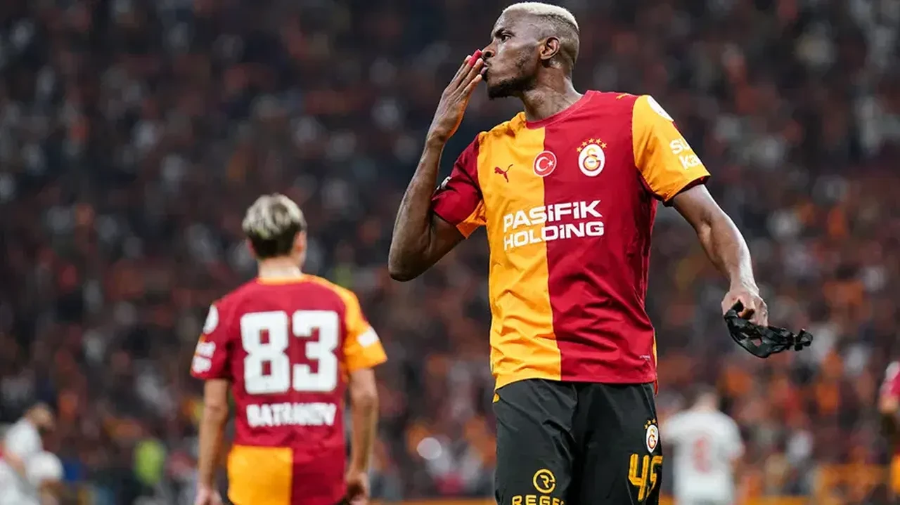 Galatasaray'da Victor Osimhen sürprizi! Okan Buruk kararını verdi: Sahalara dönüş tarihi belli oldu