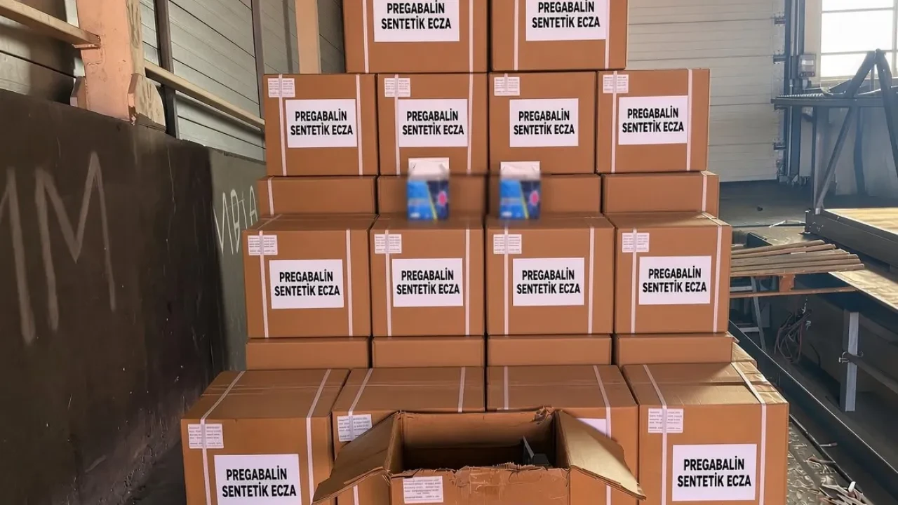 Mersin'de pregabalin operasyonu: 1 ton 716 kilogram ele geçirildi