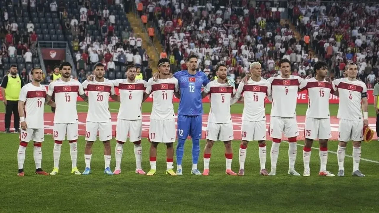 Türkiye Fransa spikeri kim, hangi kanalda? Türkiye maçını kim anlatıyor?