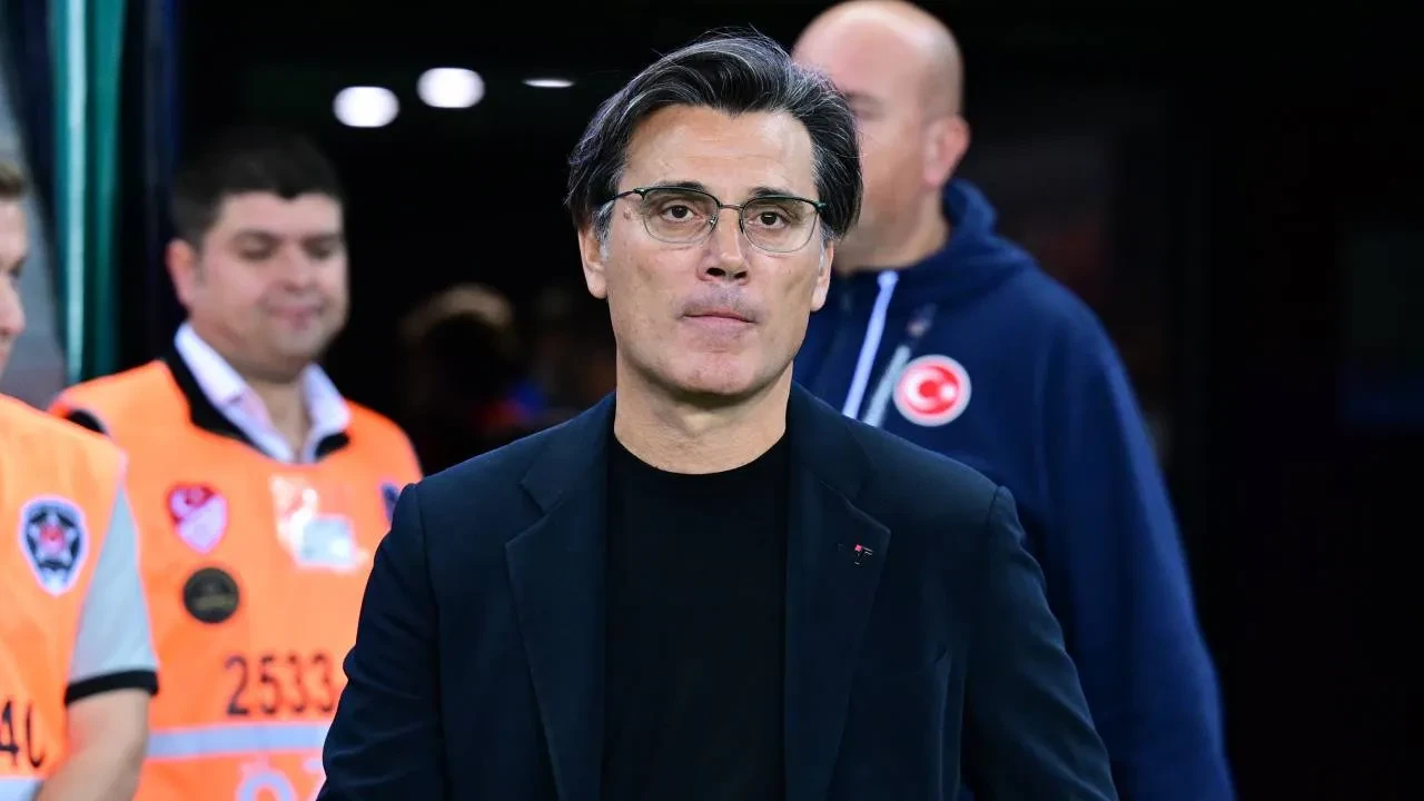A Milli Takım'da Montella, Fransa yenilgisini değerlendirdi! "Çok üzüntülüyüz"