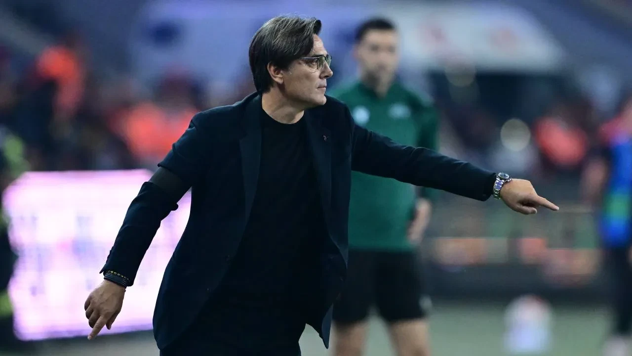 A Milli Takım'da Montella, Fransa yenilgisini değerlendirdi! "Çok üzüntülüyüz"