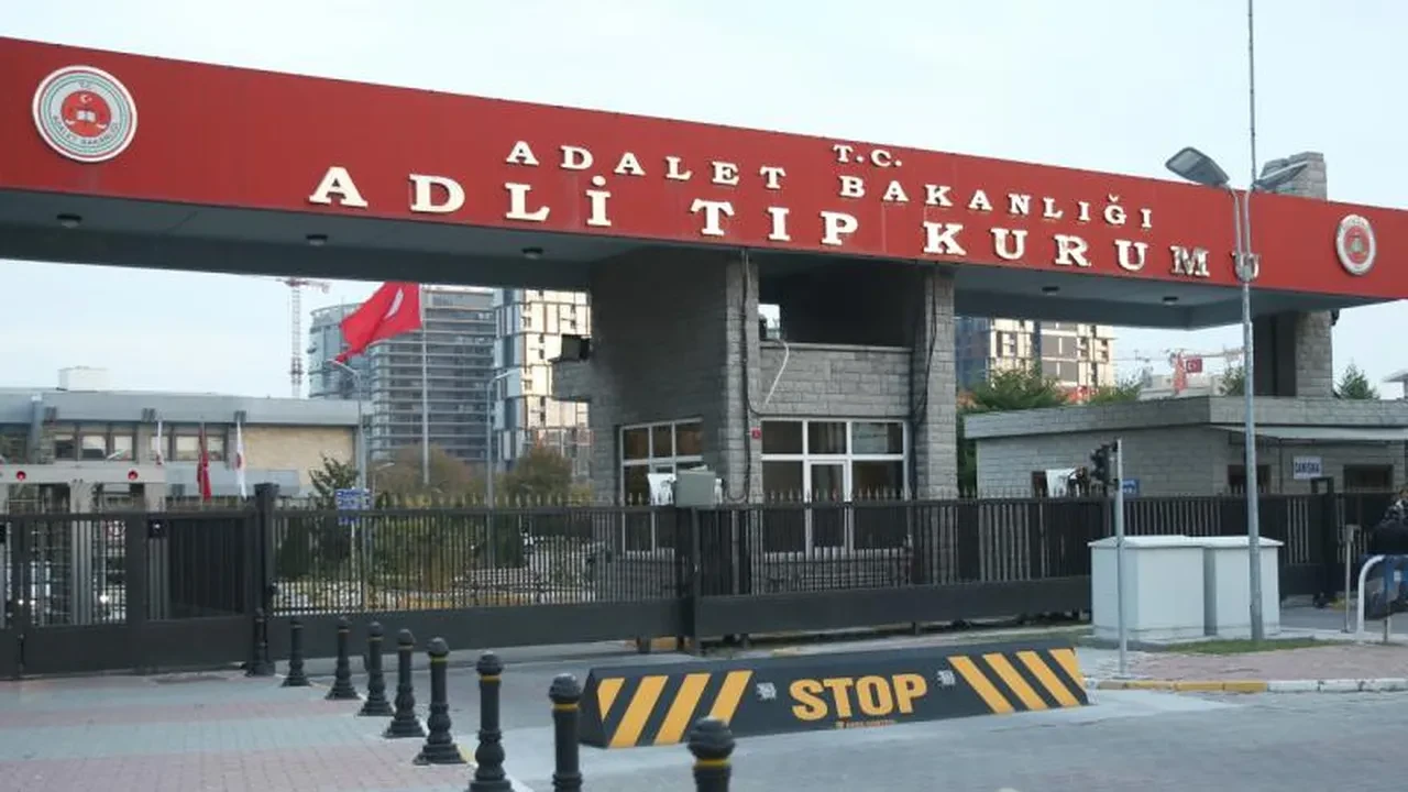 Almanya'dan Türkiye'ye tatile gelen Savcı Sibel Tunç acil serviste hayatını kaybetti! Şüpheli ölüme inceleme başlatıldı