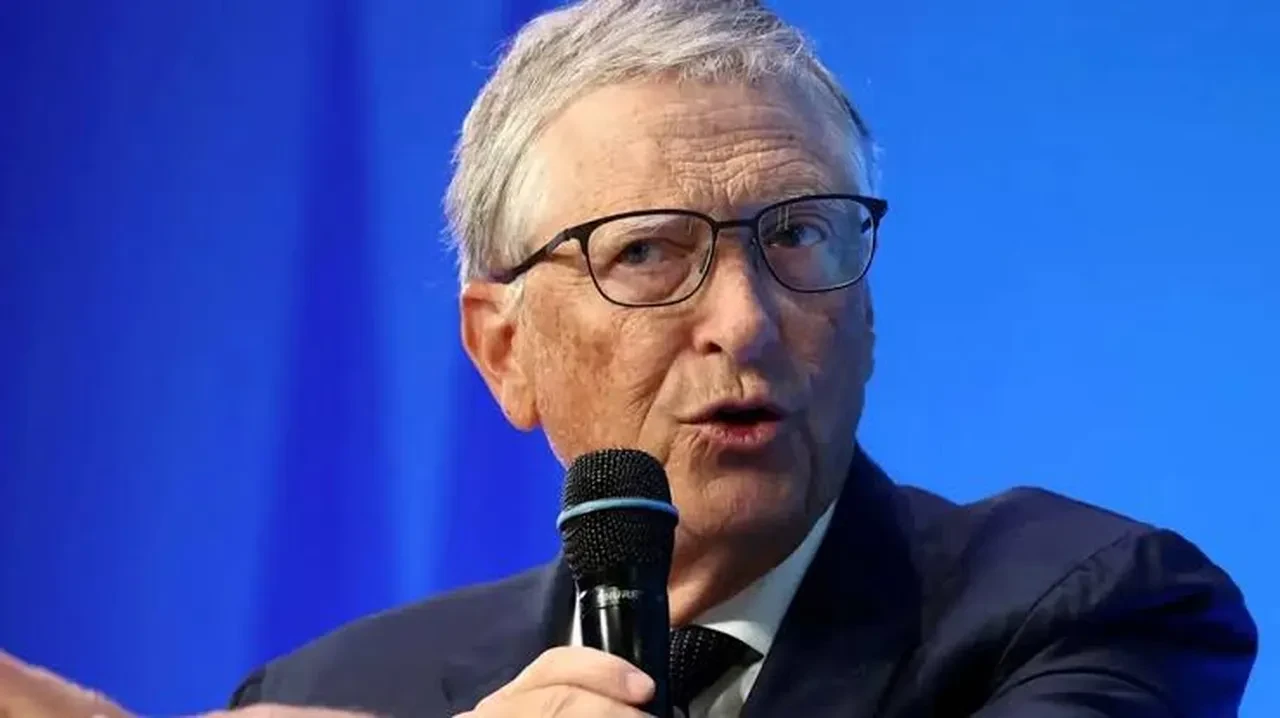 Bill Gates yapay zeka için uyardı: 1 milyar kişiyi öldürebilir