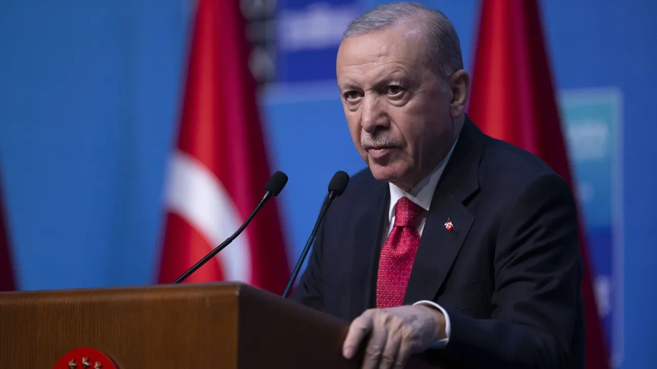 Cumhurbaşkanı Erdoğan'dan Türk Dil Bayramı paylaşımı