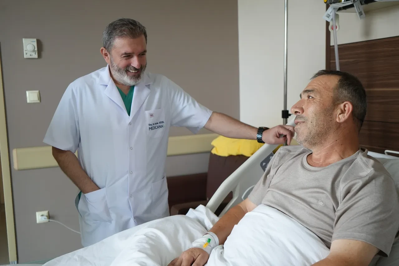 Doktorların hiç alışık olmadığı 10 binde bir görülen olay: Tüm organları ters çıktı