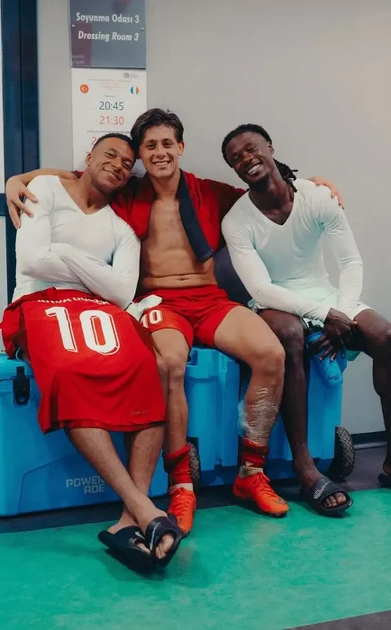 Fransa mağlubiyeti sonrası Kylian Mbappe’den dikkat çeken Arda Güler paylaşımı!