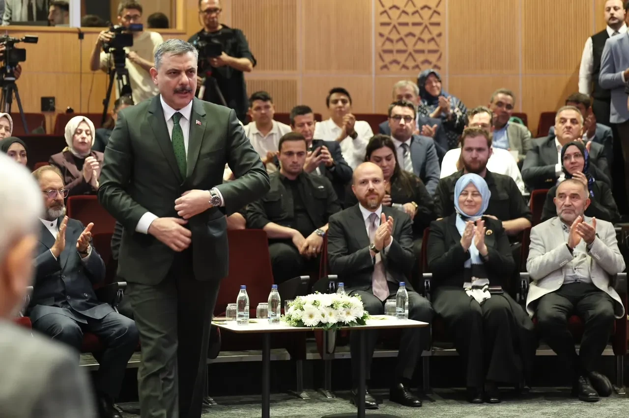 İçişleri Bakanı Sayın Mustafa Çiftçi duyurdu: 42 ülkeden 640 organize suç örgütü lideri Türkiye’ye iade edildi
