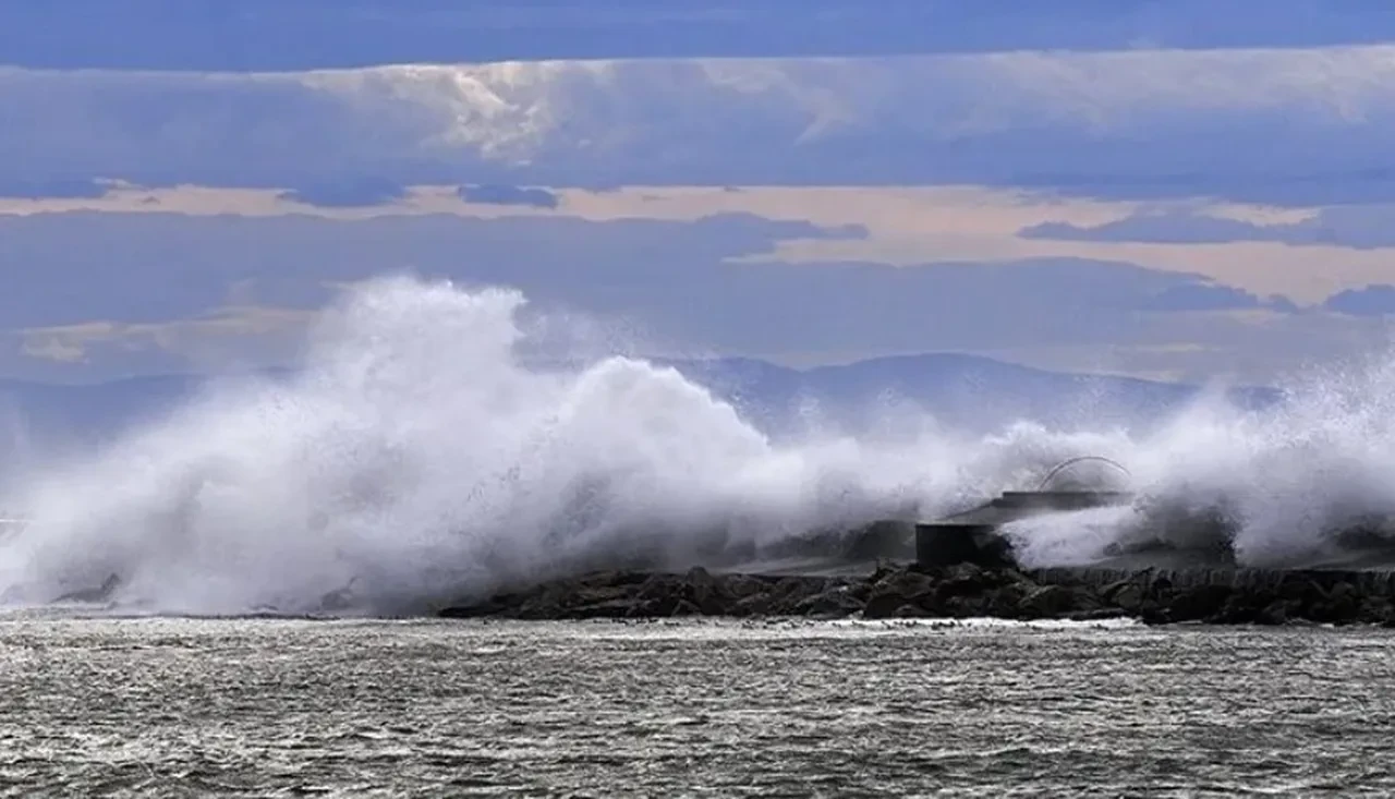 Marmara için fırtına alarmı: Meteoroloji saat verdi