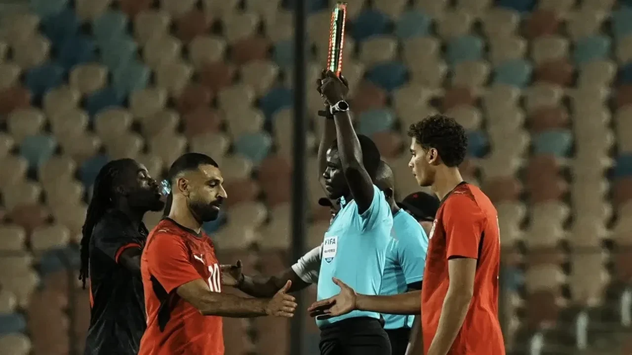 Mısır’da Mohamed Salah düğümü çözüldü: Kamptan ayrılış nedeni belli oldu!