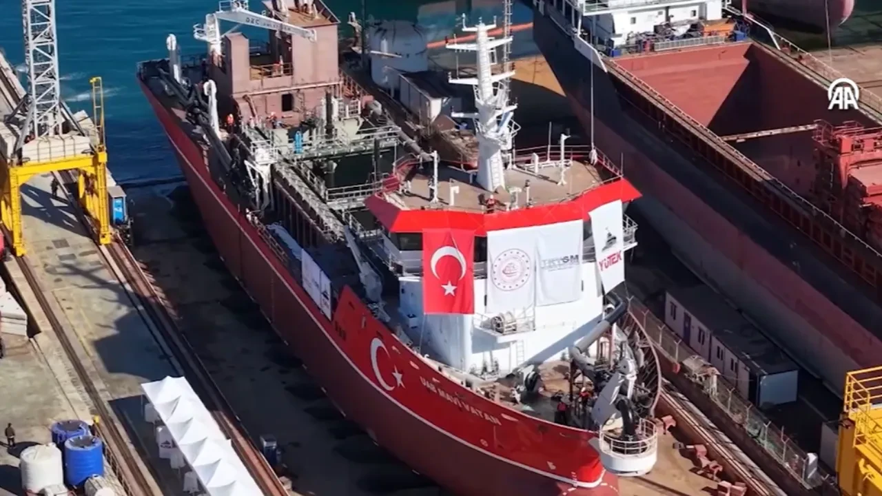 Yerli emici özellikli tarama gemisi UAB MAVİ VATAN suya indirildi