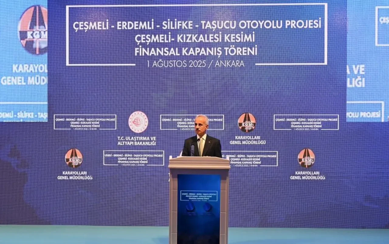 Bakan Uraloğlu duyurdu: 2,5 saatlik yol 18 dakikaya düşüyor