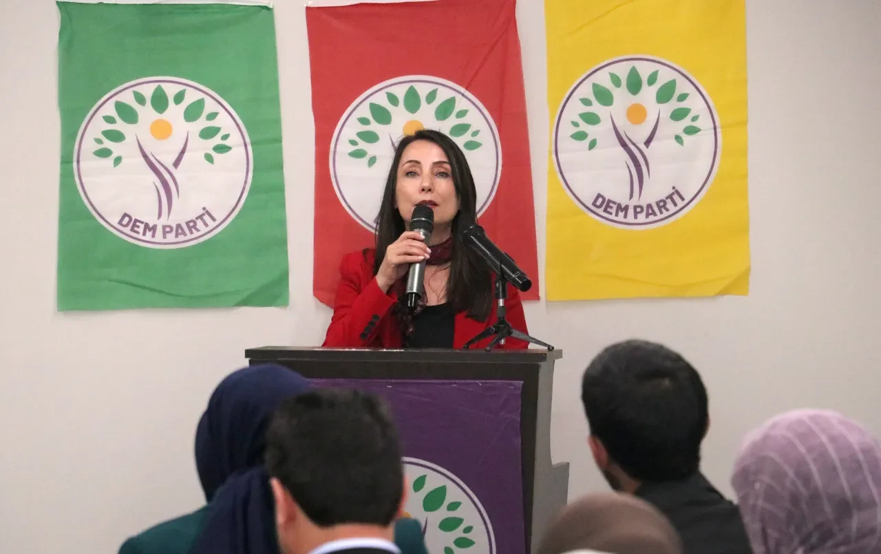 DEM Parti'den Terörsüz Türkiye mesajı: Hatimoğulları ekim ayını işaret etti
